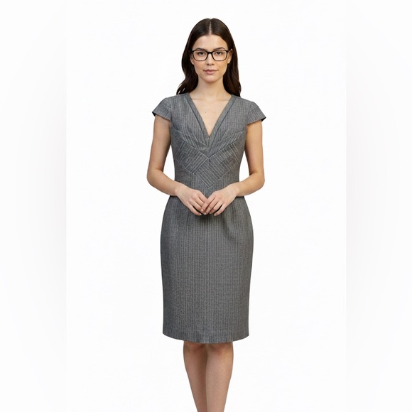 Suzy Shier Dresses & Skirts - Suzy Shier Grey Pleated Bodice V Neck Pin Stripe Fitted Dress Size Small